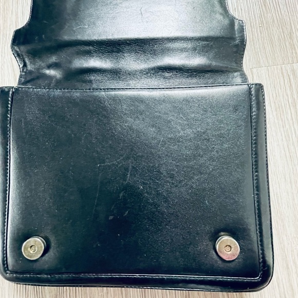 CARTIER BLACK LEATHER VINTAGE TOTE BAG GOLD TONE HARDWARE THE IS CARTIER - Picture 9 of 17